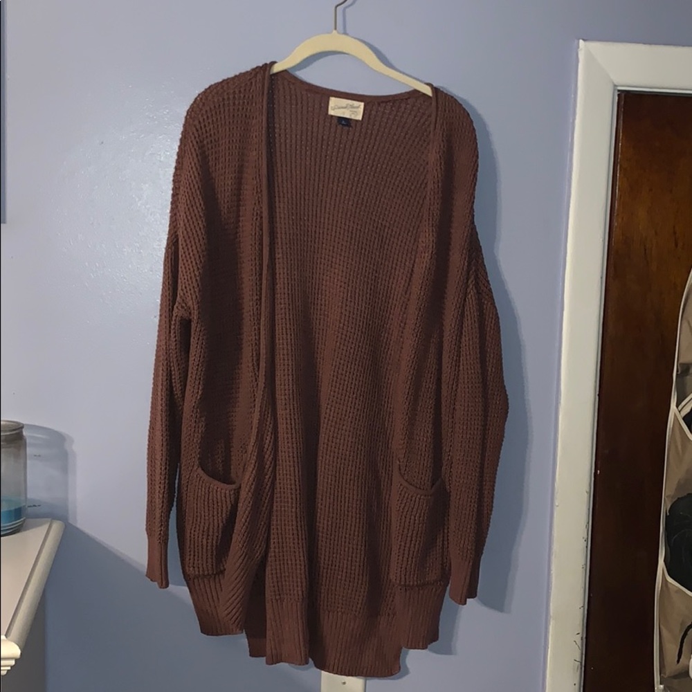 Adorable maroon oversized cardigan